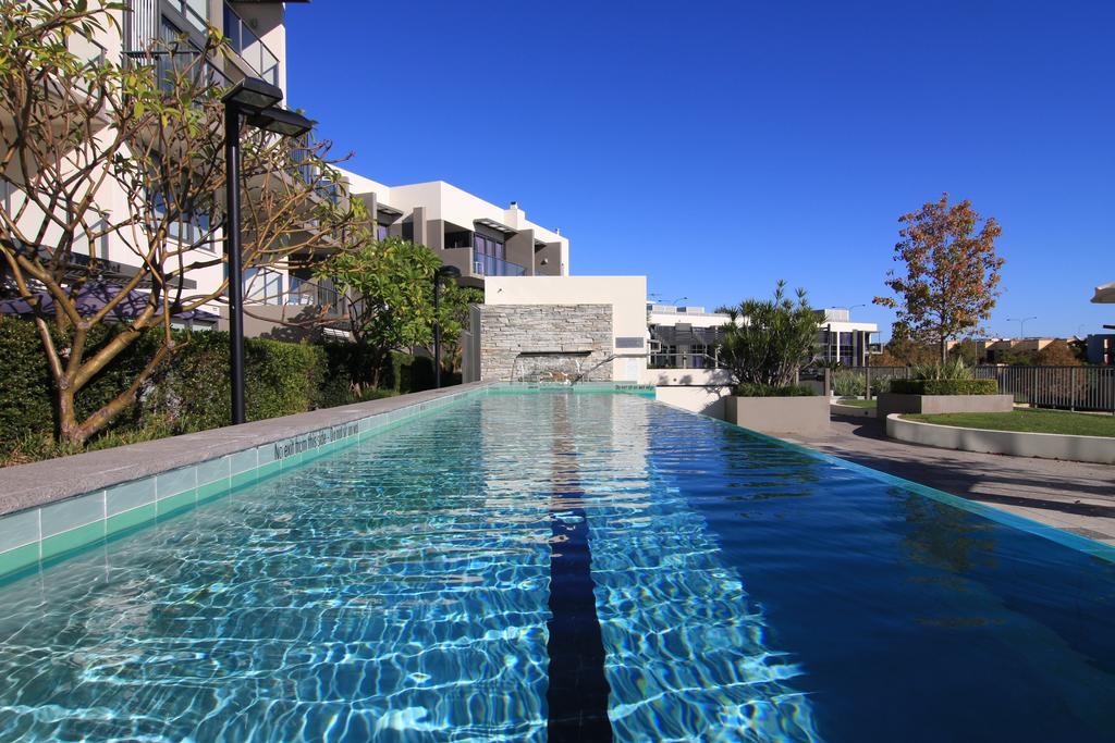 Aparthotel East 4*