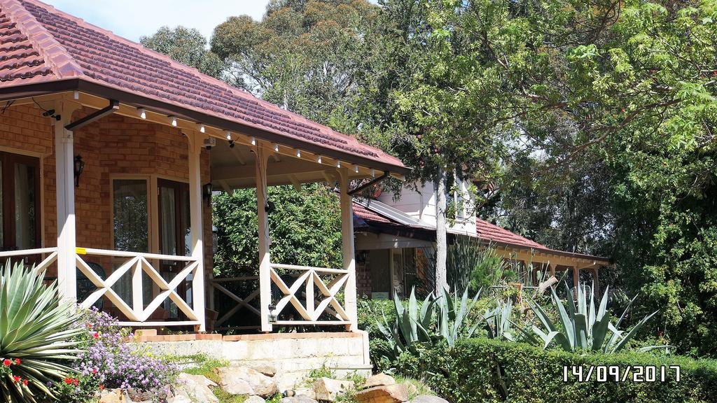 Eleebana Guest house 3*