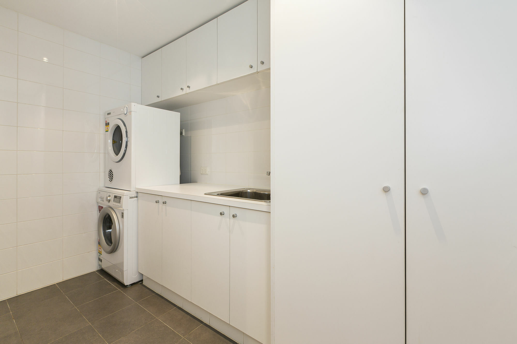 Aparthotel Gallery Serviced 3*