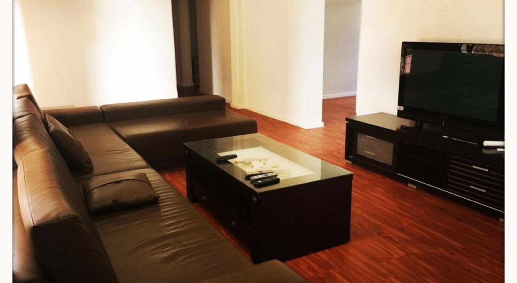 Downtown Backpackers - Note - Valid Passport Required For Check In Hostel Perth